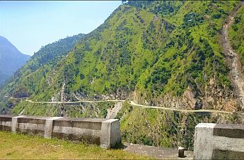 Enroute Shimla-Chitkul